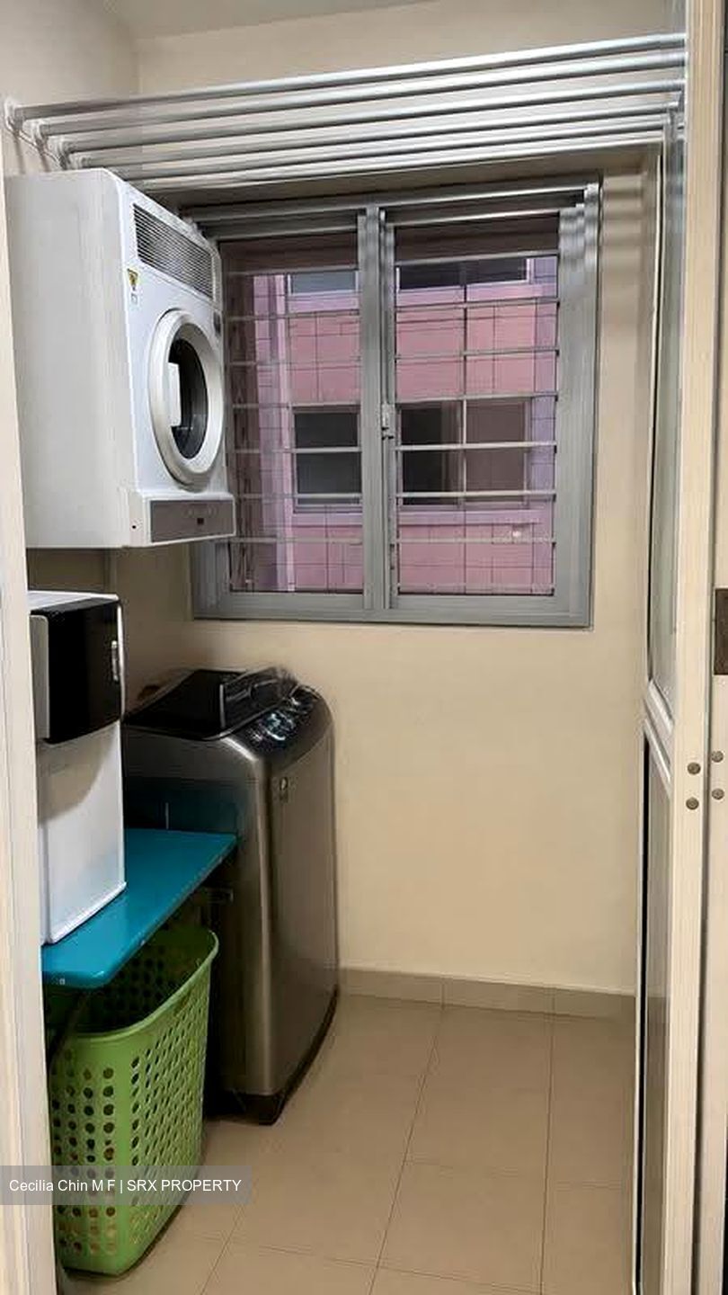 Blk 451A West Terra @ Bukit Batok (Bukit Batok), HDB 3 Rooms #618058011